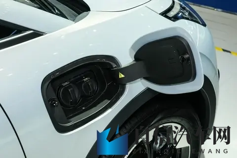 广汽埃安UT super正式上市，电池租用方案下的市场新探索-2