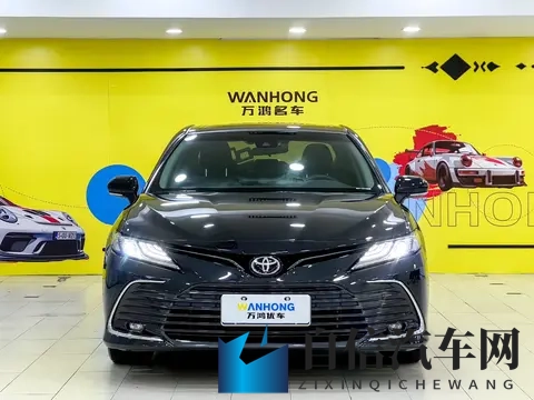 一男一女打扑克软件:智能驾驶娱乐,安全又好玩-2