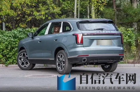 怎样的SUV才值得选？主打空间灵活，捷途X70L怎么样？-2