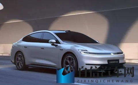 又一全新中大型轿车来袭！1099万起，启源A06开卖，网友：稳了-2