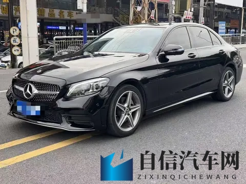 15万拿下2019款奔驰C300L，体验64秒的推背感！-3