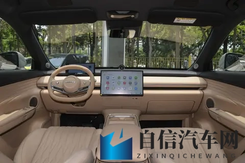 新势力的配置+豪华车的底盘，2025款星纪元ET被严重低估？-3