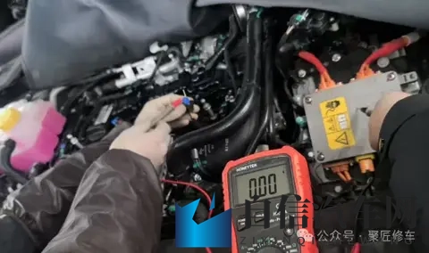 天天看天天摸:全新SUV上市,外观内饰豪华,性能卓越引期待-1