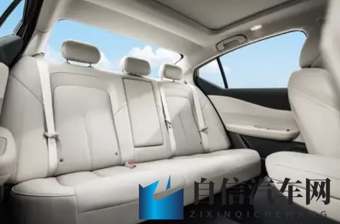 qqclive十年沉淀只为经典：汽车品牌十年磨一剑，经典新品亮相引关注-2