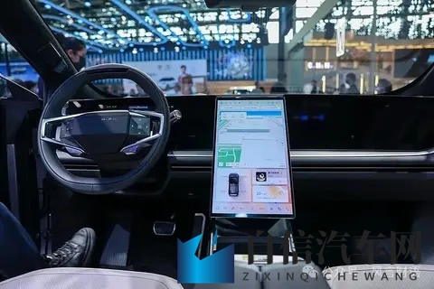 买倒闭车企车型是“残值狂欢”还是“踩坑被收割”-1