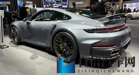 保时捷：新款轿跑登陆中国市场，这才叫“硬实力”！-3