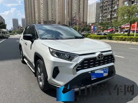 22年RAV4荣放，6万公里一手车，1218万代步优选！-3