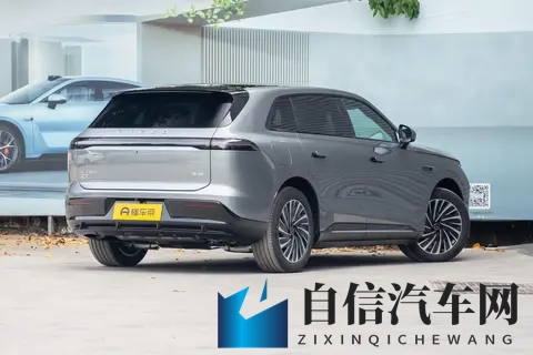 2025款星纪元ET增程版 Pro高速辅助驾驶：实用与科技的平衡之选-2