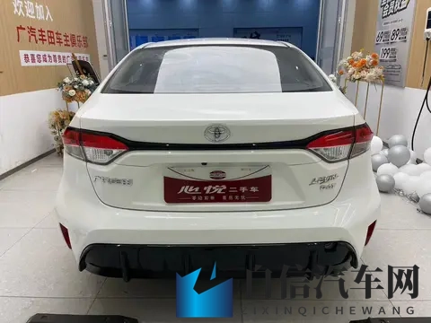 αSS少妇撒尿piCS：神秘少妇隐私曝光，惊人画面引发热议-1