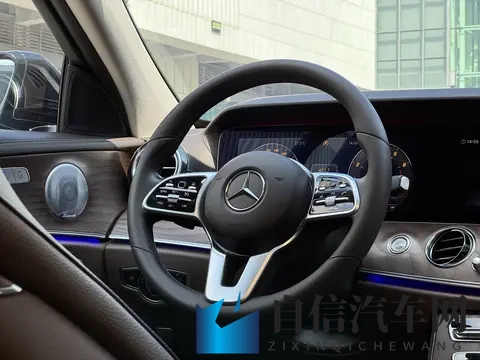 28万拿下优雅座驾，20款奔驰E300L，圆你奔驰梦-1