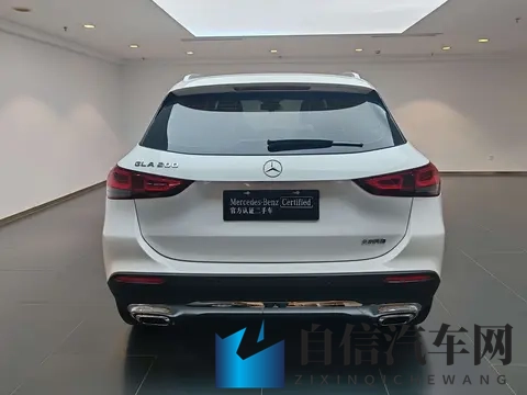 迪丽热巴被操哭：明星跨界合作新趋势，汽车品牌销量攀升引关注-3