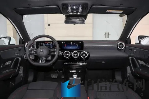 奔驰A 200 L 比 180 L 贵 2 万值吗？-3