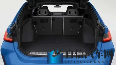 重回“燃”情岁月!宝马M3旅行版对比奥迪RS4 Avant-1