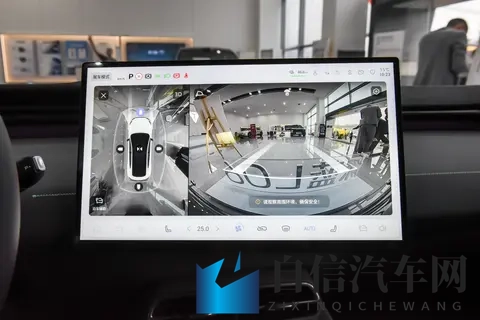 别骂车企内卷了！深蓝 L06 把豪华配置 “砍价” 卖给年轻人-1