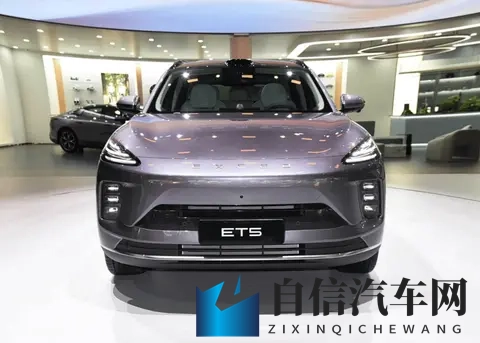 精品综合：新能源汽车热销，安全性能评测必看！-1