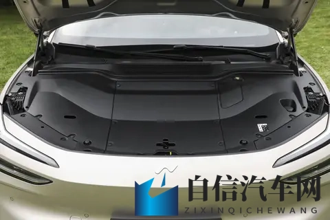 乐道L60长续航版实测：换电+740km续航，家用纯电全面手？-3