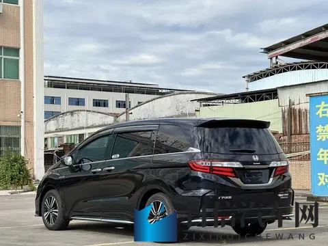 男同志与雌性宠物交男同志与雌性宠物交3d:3D智能驾驶:安全升级,体验革命-2