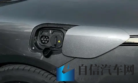 智能科技全面进阶,阿维塔12四激光版重塑豪华电动座驾-3