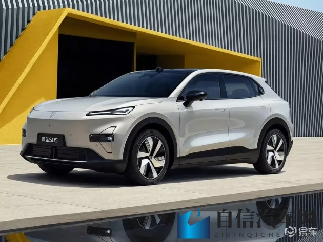 一级毛卡片:智能驾驶新突破,科技赋能行车安全-1