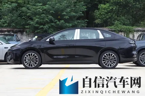 北京越野发布未来原型车ELMT Max，BJ40探险家开-1