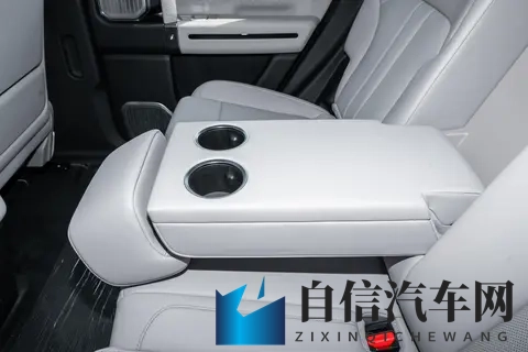 捷途纵横G700全球上市，方盒子+三把锁+1400KM续航，简直太强了-2