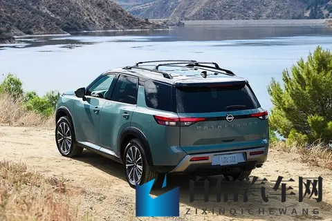 日产途乐Pathfinder改款发布：外观微调内饰升级，仍配35L自吸-3