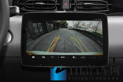 4万级的微型纯电车  还是五门布局 + 403km 续航 你看好吗？-2