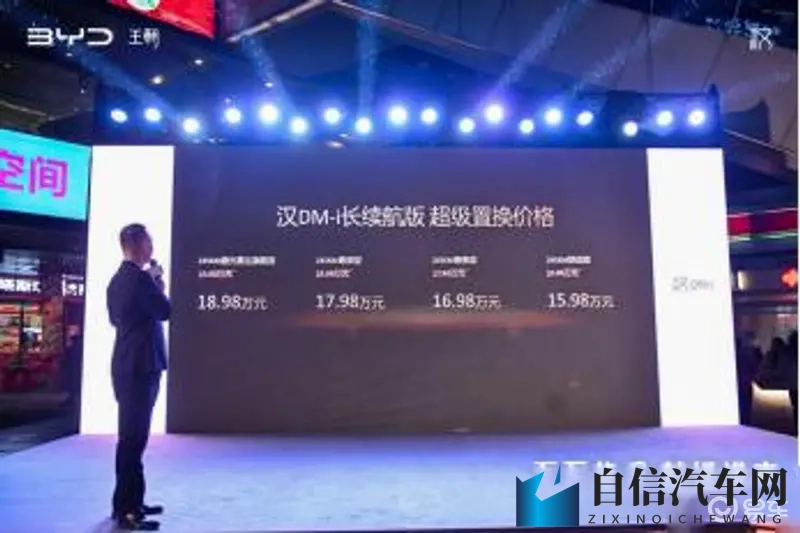 挠黑袜脚心+折磨+抹油+哭喊+刺激:黑袜脚心挠弄,油抹刺激,哭喊不断-1