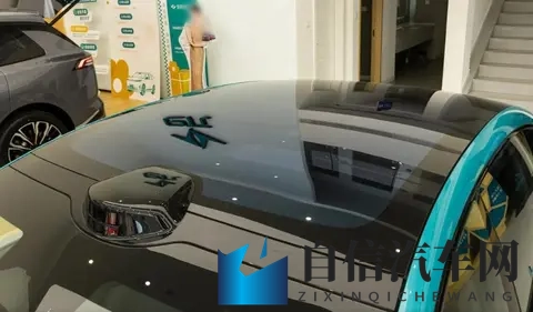 更时尚更激进，东风奕派eπ007+该有的全都有，预售1499万起-1