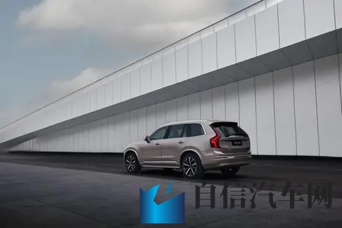 秋游搭子已就位!能打又贴心,沃尔沃全新XC90申请入队-2