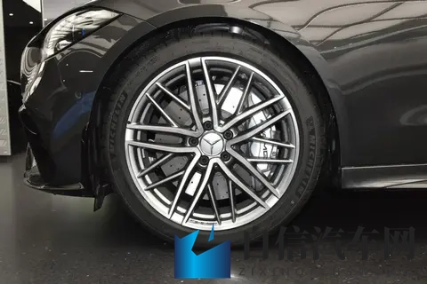 20T爆发421马力，43秒破百，配四驱，新款奔驰C级AMG上市-2