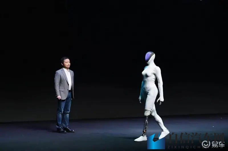 被教官按在寝室狂c到腿软漫画：校园禁事：教官狂虐致瘫漫画，揭秘禁忌恋情-3