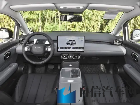 打扑克牌又疼又叫软件下载：智能驾驶软件革新，体验驾驶新生活-1