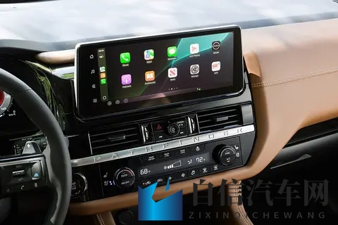 日产途乐Pathfinder改款发布：外观微调内饰升级，仍配35L自吸-2