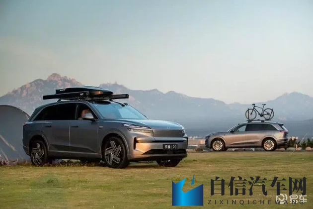 情趣店被粗暴玩弄到喷水：情趣店遭暴力操作至喷泉涌动-2