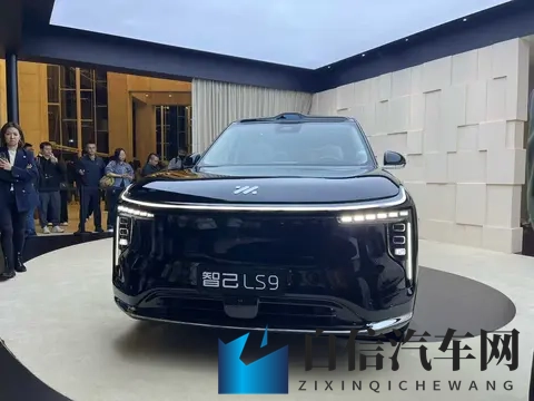 行业首创智控地暖，智己LS9售价3228万起，理想问界对手来了！-3