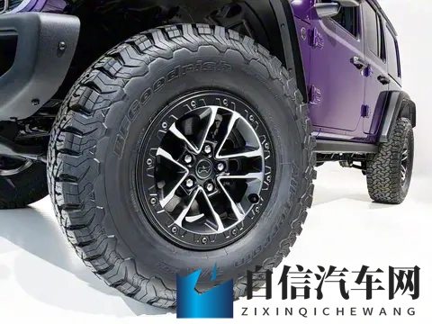 搭64升Hemi发动机_8万美元起售 Jeep牧马人Moab 392官图发布-2