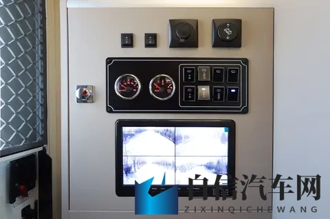 一箱油跑千公里，总电量超200度！标配四驱差速锁，还有超大床！-3