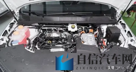 家用MPV迎来新成员！体验风行游艇PHEV的升级亮点-1