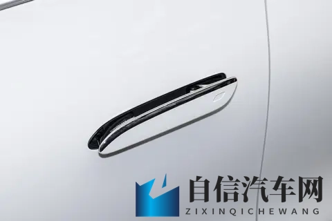 开20多万的奔驰电车丢人吗？坏了，奔驰纯电CLA这次真的可以买！-1