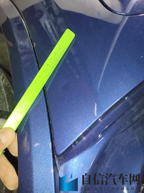 蓝色宝马X3,20万不到,圆你蓝天白云梦!-2