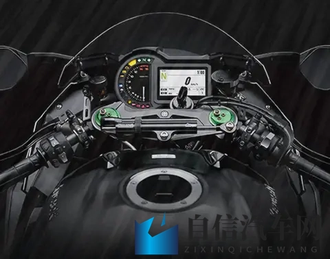 川崎H2 Carbon新款实测：机械增压猛兽上路，普通人根本骑不明白？-2