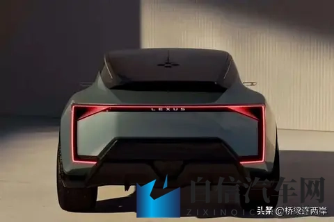 白色脚上满满白精华液9岁能用吗：汽车保养新宠：9岁童也能用的神奇清洁液？-3