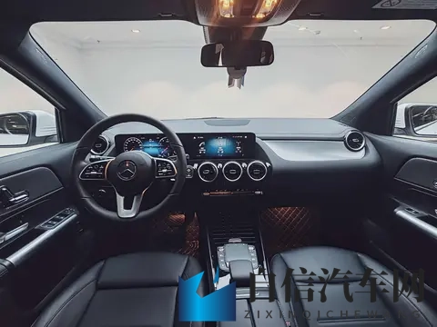 男人挺进雌性宠物ZZZ：男性探索雌宠私密领域-2