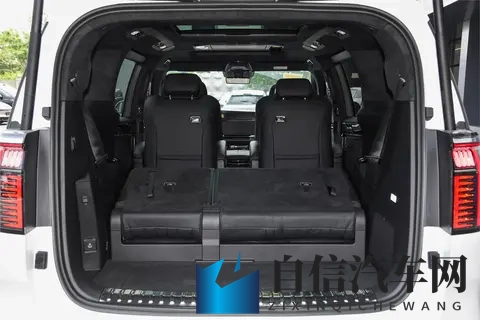 40 万级 MPV 怎么选？极氪 009 从产品到政策全解析，宜商宜家很实在-3