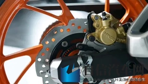 仿赛的颜值街车的心！本田宝藏车型NSP190，安全省油续航全打包！-1