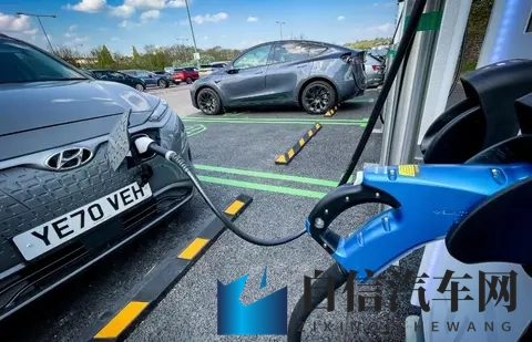 第五代瑞虎8限时929万起；零跑A10谍照曝光；新款吉利豪越L亮相-2