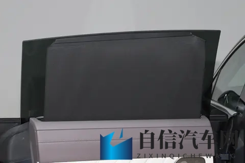 蔚来ET9深度试驾：打破行政车只适合坐不适合开的老印象-2