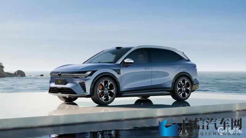 国产寡妇亲子伦一区二区：国产影片揭示家庭伦理悲剧，一区二区引关注-1