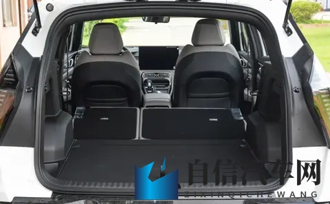 博越 L 日常通勤实测 宝鸡早高峰 自适应巡航 + 语音控制 堵车不费脚-3